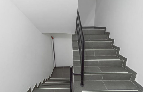 Consultorio En Venta En La Castellana. Cod V1060013