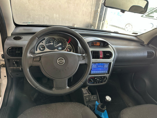 Chevrolet Corsa Sedan Corsa Sedan Premium 1.8 (Flex)