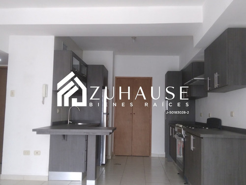 Apartamento En Atlantis, Ave. Bella Vista