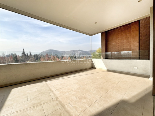 Departamento En Venta De 4 Dorm. En Lo Barnechea