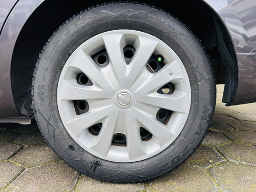 Nissan Versa 1.6 Sense Mt