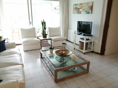 Imagen 10 de 30 de Apartamento Venta Oportunidad! 2 Dormitorios Muy Buen Estado Muy Amplio