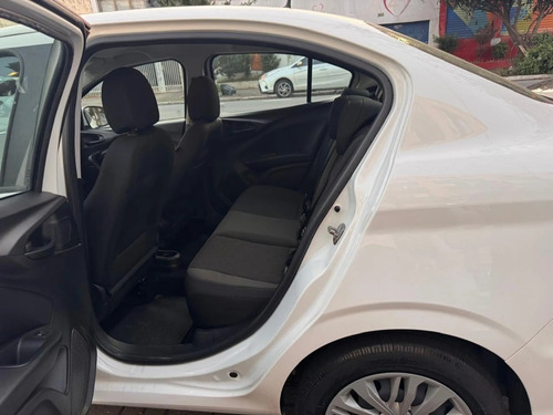 Fiat Cronos 1.3 Drive Flex Aut. 4P
