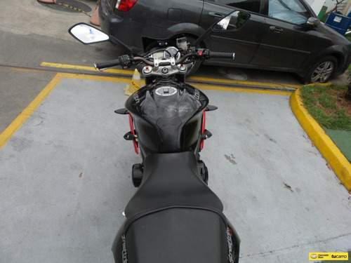 Imagen 8 de 15 de Triumph Street Triple