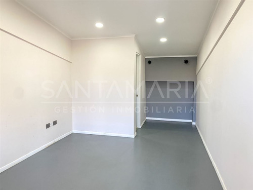 Arriendo Oficina Ubicada En Jaime Repullo, Talcahuano.
