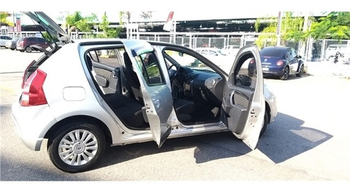Renault Sandero 1.6 Privilége 16v Flex 4p Automático