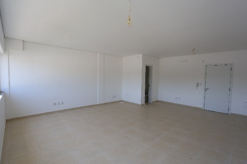 Imagem 2 de 4 de Conjunto/sala - Aberta Dos Morros - Ref: 378200 - V-mi16046