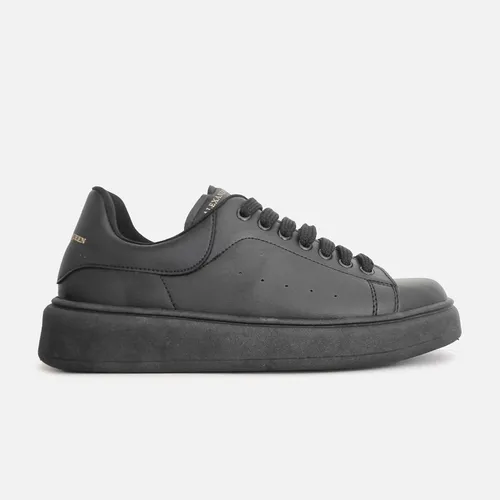 Mcqueen total black hot sale