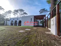 Comprar Alquiler Y  Venta De Casa De 3 Dormitorios En Venta En Punta Del Este