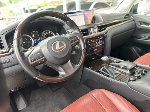 Lexus 2021 F Sport Americana