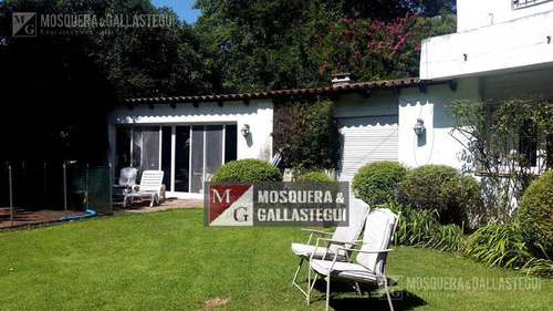 Casa En Venta -  Golf Club Argentino