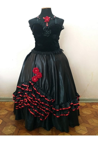 roupa rosa caveira