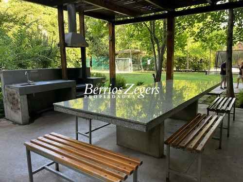 Departamento En Venta De 3 Dorm Mas Servicio En Las Condes
