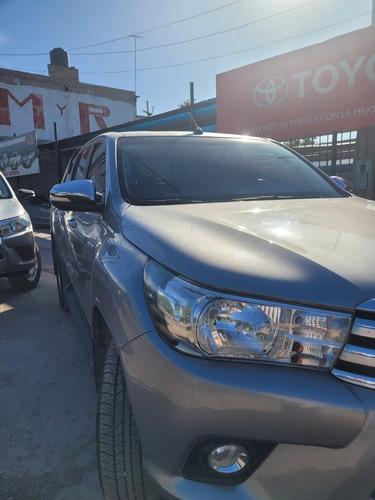Imagen 14 de 15 de Toyota Hilux 2011 3.0 I Srv Cab Doble At 4x4 Cuero