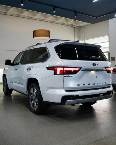 Toyota Sequoia 3.5 V6 Capstone