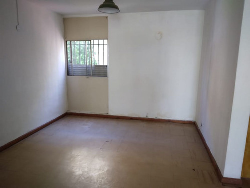 Imagen 8 de 9 de Departamento 3 Dormitorios- 1° Piso Externo Con Balcón- Luminoso! Oportunidad!