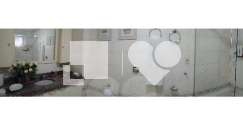 Apartamento No Bairro Rio Branco Porto Alegre 3 D - 28-im409394