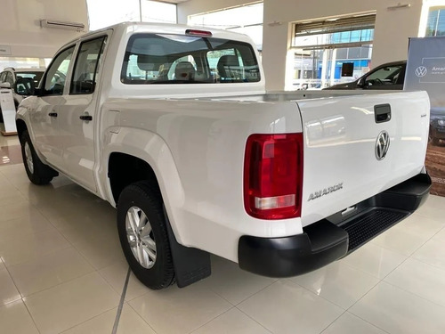 Imagen 4 de 24 de Volkswagen Amarok 2.0 Trendline 4x2 Manual 140cv 2023 0km 03