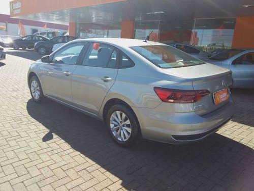 Imagem 6 de 10 de Volkswagen Virtus 1.6 Msi Total Flex Manual