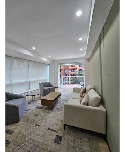 Apartamento En Alquiler 160 M2 - Urb. Campo Alegre