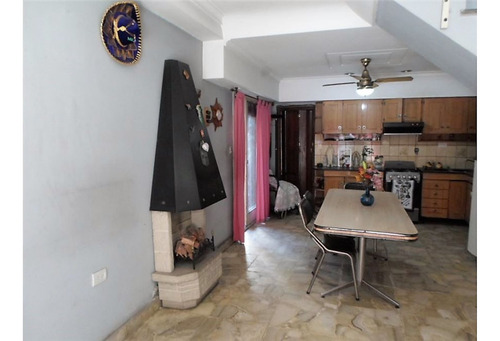 Venta Casa 5 Amb En Lomas Del Mirador Oportunidad