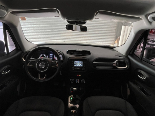 Imagen 11 de 18 de Jeep Renegade Sport At 2018 Blanca