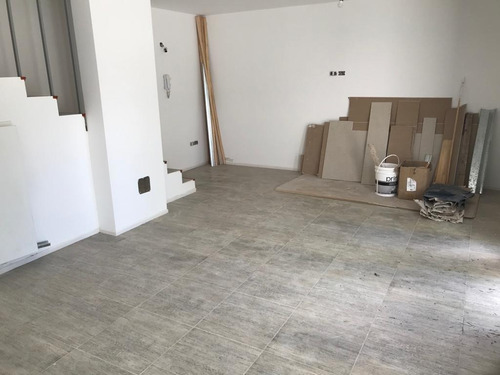 Imagen 7 de 23 de Duplex A Estrenar - 3 Amb -patio U Coch Doble-olivos