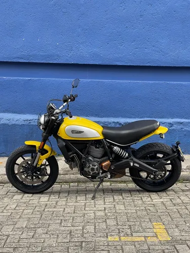 Ducati Scrambler 800 Icon