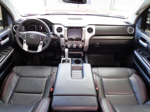 Imagen 10 de 18 de Toyota Tundra Sr5 Tss 2021 V8 4x4 Automático
