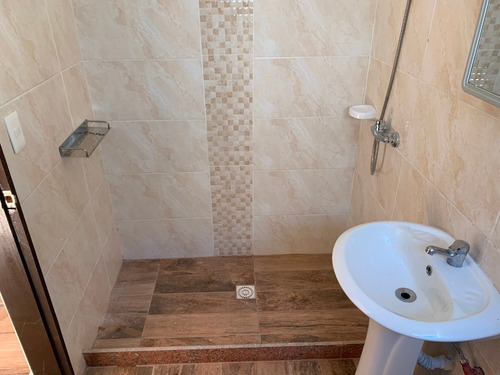 Apartamento Alquiler 1 Dormitorio Unión Al Frente Con Patio