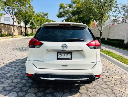 Nissan X-Trail 2.5 Exclusive 3 Row Cvt