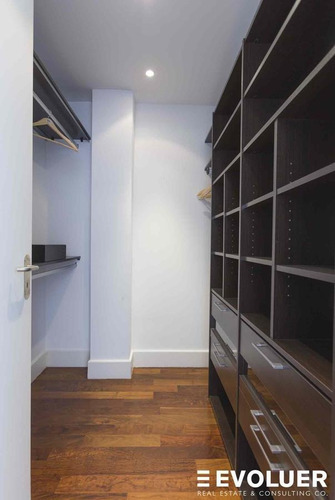 219mts², 2 Dormitorios En Suite Con Cochera, Los Molinos Building.