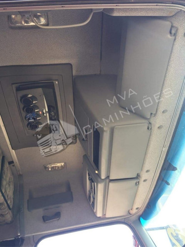 Imagem 4 de 9 de Mercedes 25.46 6x2t C/retarder + Carreta Liberato Graneleiro