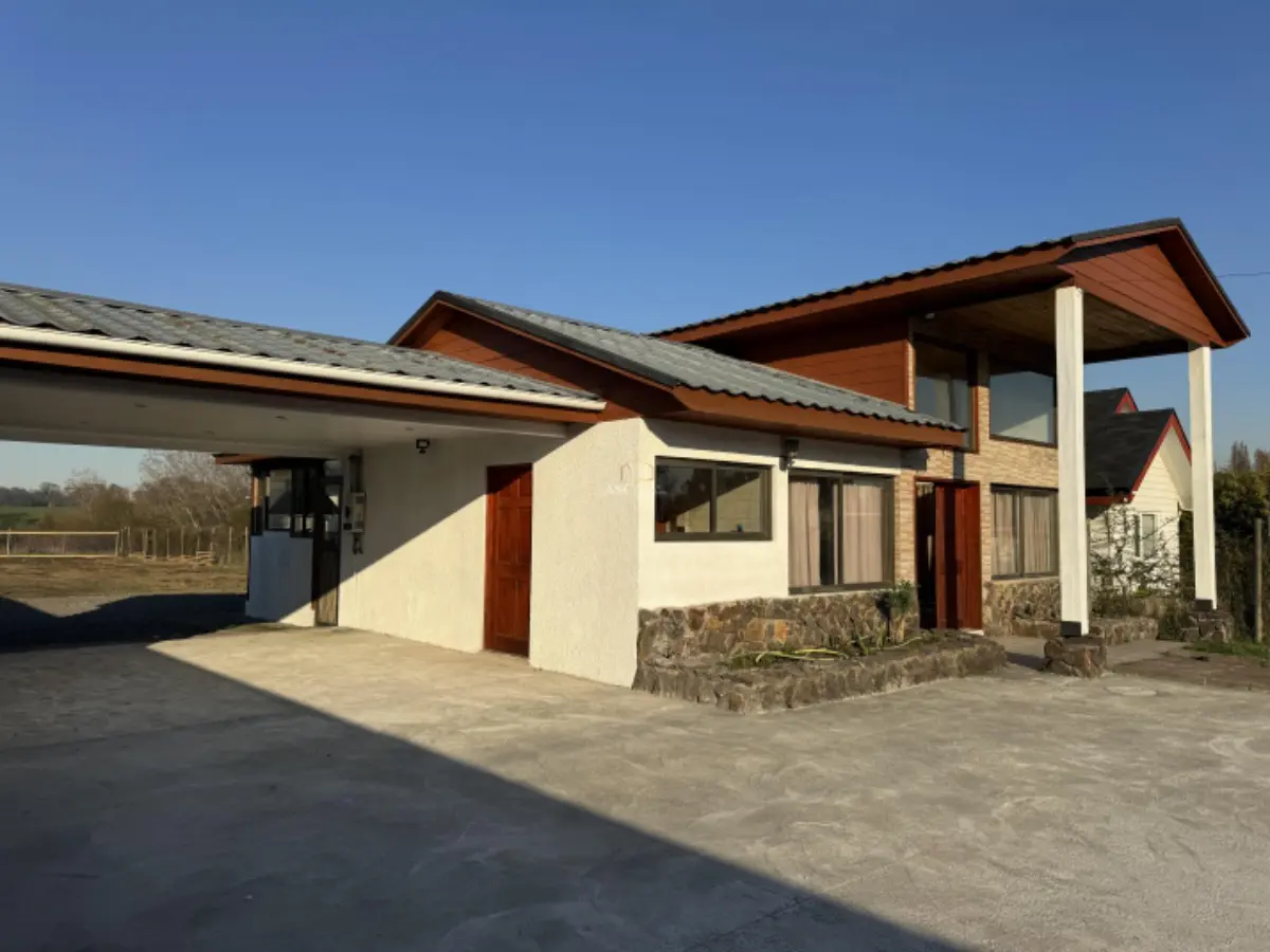 Imagen 2 de 17 de Hermosa Casa, Cond. Los Maitenes, A 0.9 Km De Los Ángeles.