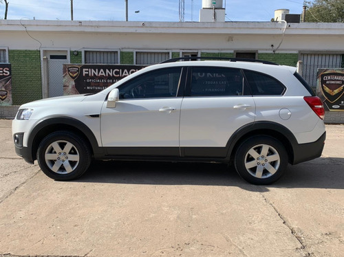 Imagen 4 de 9 de Chevrolet Captiva 2.4 Ls 167cv 2016