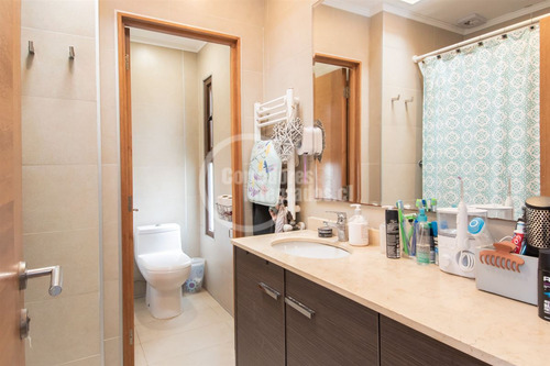 Impecable Casa En Venta, Concón Y Con Un Maravilloso Quincho