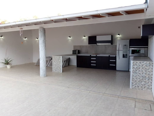 Casa En Venta En Los Castores De Oportunidad, San Antonio De Los Altos, Miranda