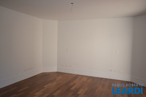 Imagem 3 de 15 de Casa Em Condomínio - Alphaville - Sp - 472067
