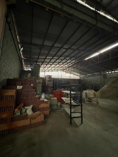 Imagen 23 de 29 de Terreno De 3380 Mt2 Con 5 Galpones, Av Intercomunal, Gran Oportunidad!!