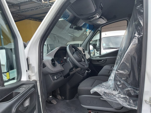 Imagem 11 de 14 de Van Sprinter 516 2020 0km 18 Lugares Executiva Extra Longa