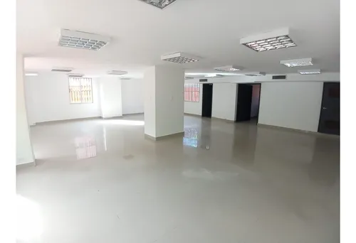 Arriendo De Local U Oficina En El Prado.