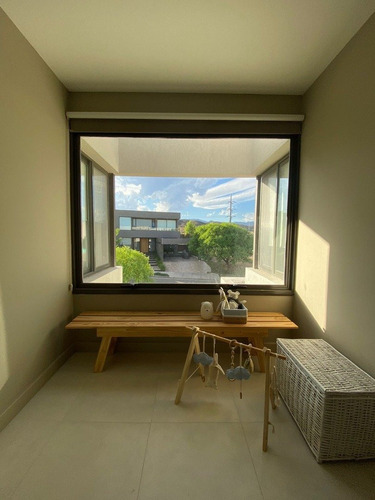 Imagen 19 de 27 de Venta Casa B° Palmares Valley