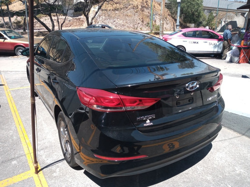 Imagen 13 de 15 de Hyundai Elantra 2018 2.0 Gls At