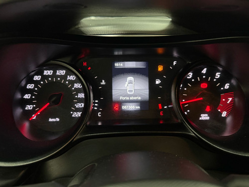Fiat Cronos 1.0 Flex 4p