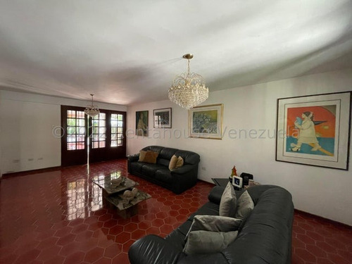 Se Vende Casa En Santa Paula Mls #23-2728