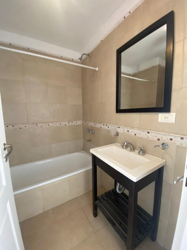 Imagen 13 de 16 de En Venta Depto 3 Amb C/ Cochera En Lanus Este (029)