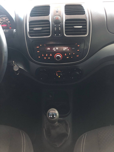 Fiat Siena 1.4 Mpi Attractive 8v Flex 4p Manual