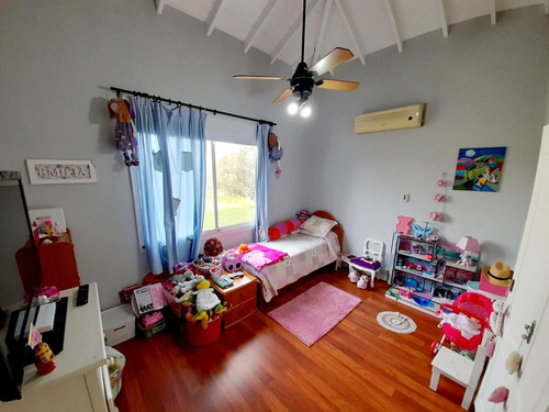 Imagen 15 de 23 de Casa - Los Pinguinos