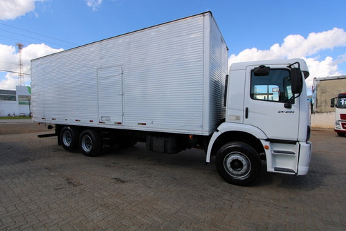 Imagem 7 de 15 de Vw 24-250 6x2 - Carroceria Baú Furgão 8,50m