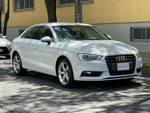 Audi A3 1.8 Sedán Attraction At